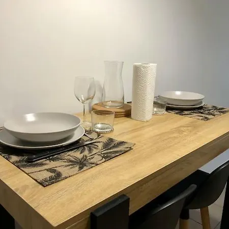 Cosy, Lyon, Avec Garage Prive *