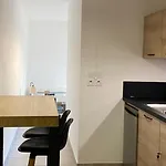 Apartman Cosy, Lyon, Avec Garage Prive Lyon