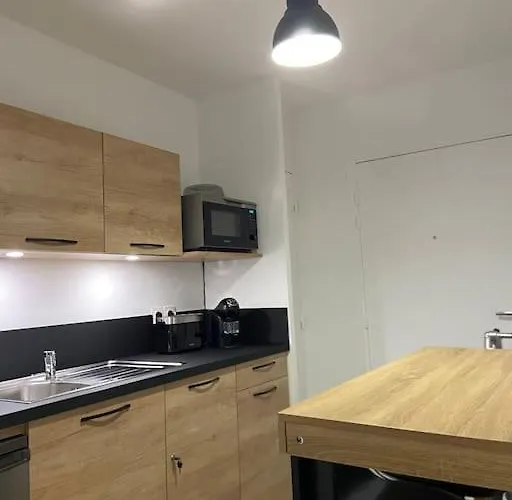 Cosy, Lyon, Avec Garage Prive Apartman *